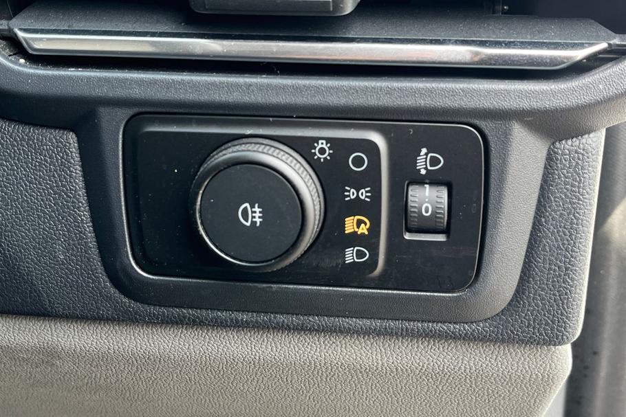 Used Ford E-TRANSIT CUSTOM RX26BBU 24