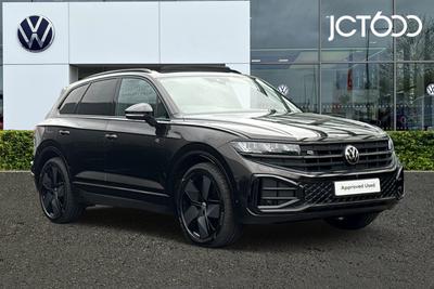 2025 VOLKSWAGEN Touareg 3.0 TDI V6 Black Edition SUV 5dr Diesel Tiptronic 4Motion Euro 6 (s/s) (286 ps) at JCT600