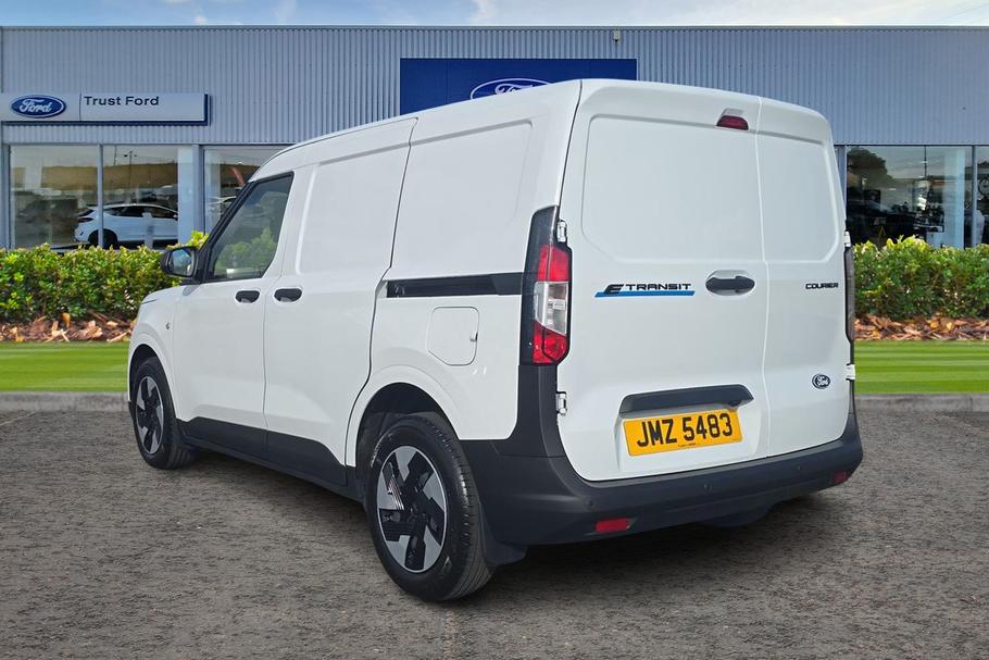 Used FORD TRANSIT COURIER JMZ5483 2