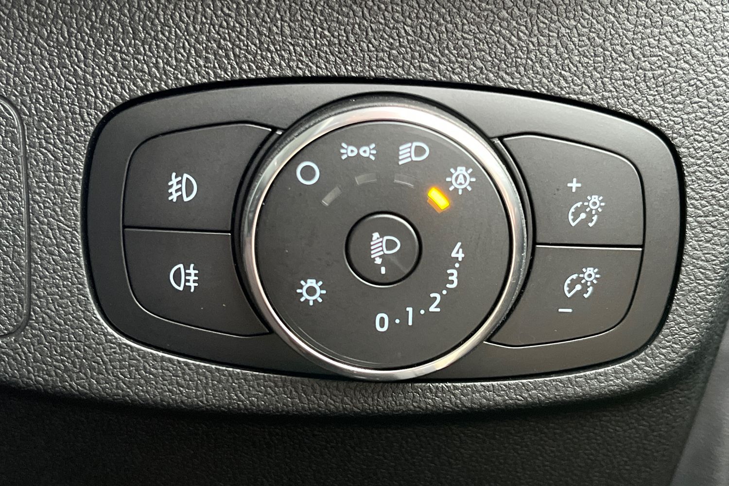 Ford FOCUS Photo 22
