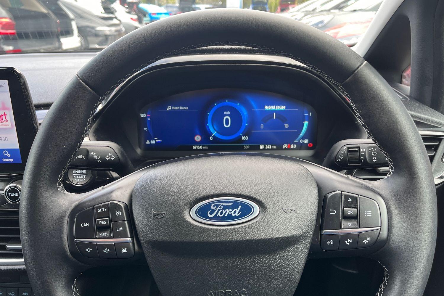 Ford FIESTA Photo 11