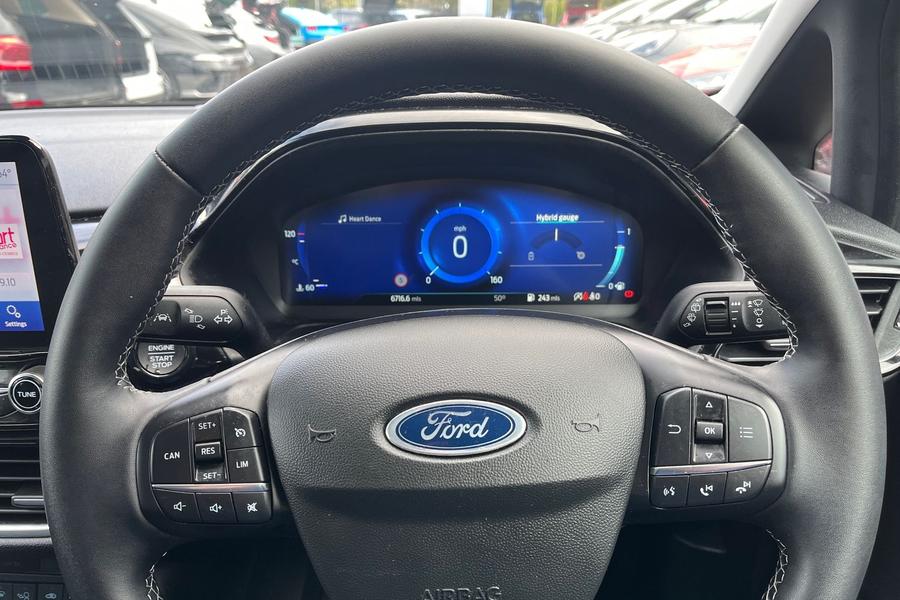 Ford FIESTA Photo autoimg-8f437f35d7ad740389367ddc6c9cdbd27edc7314.jpg