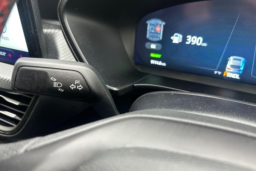 Ford Kuga Photo autoimg-8f46a20f0b16058a606a9011a444726e50441179.jpg