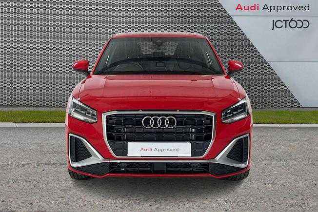 AUDI Q2 Photo 8