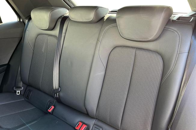 AUDI Q2 Photo 10
