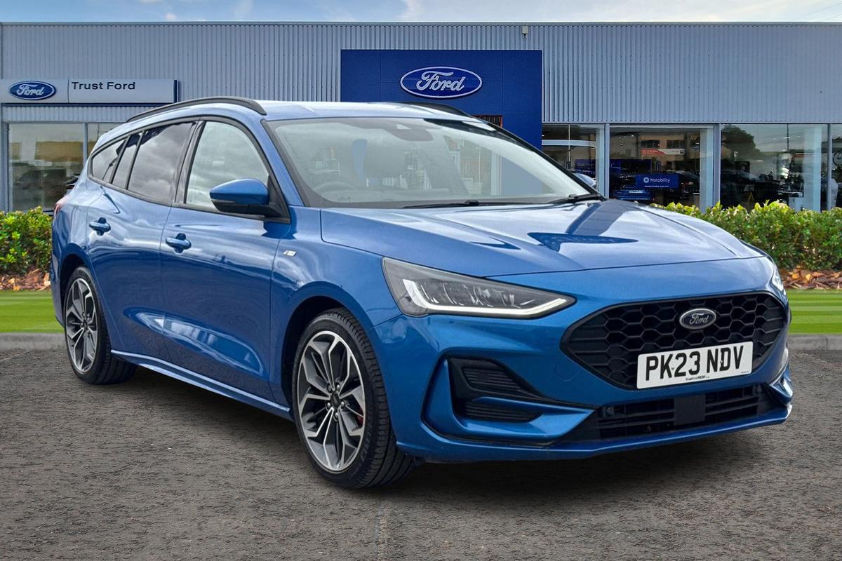 Ford Focus listing photo