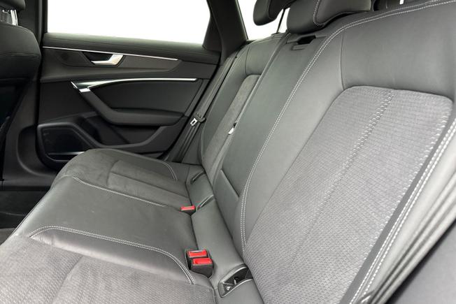 Audi A6 Avant Photo 9