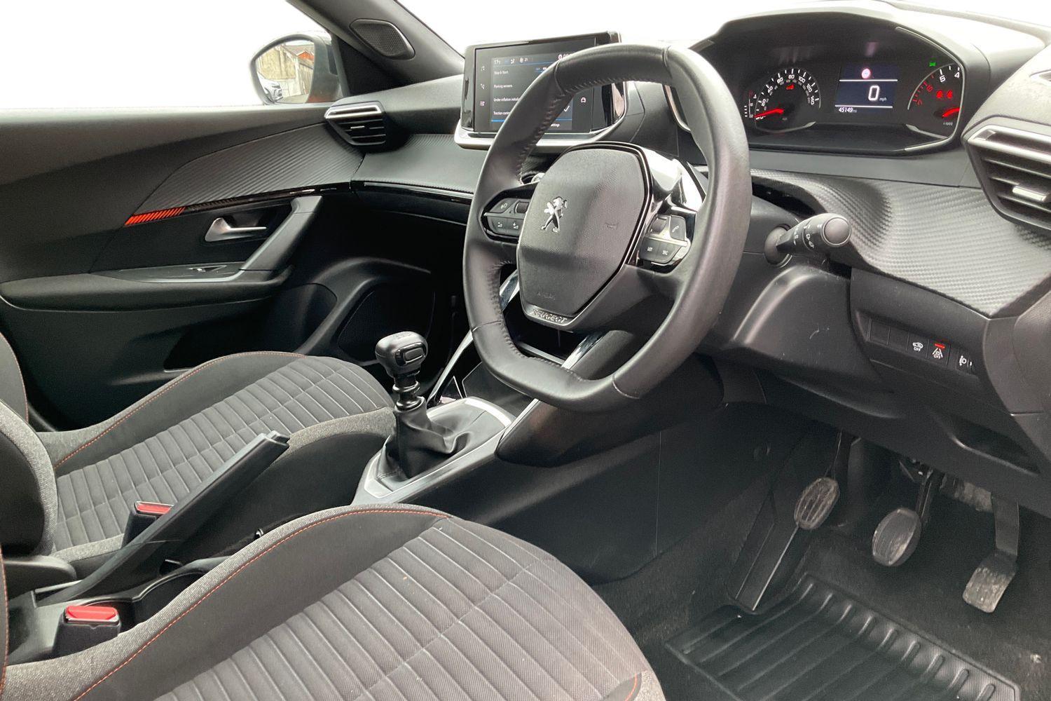 Peugeot 2008 Photo 8