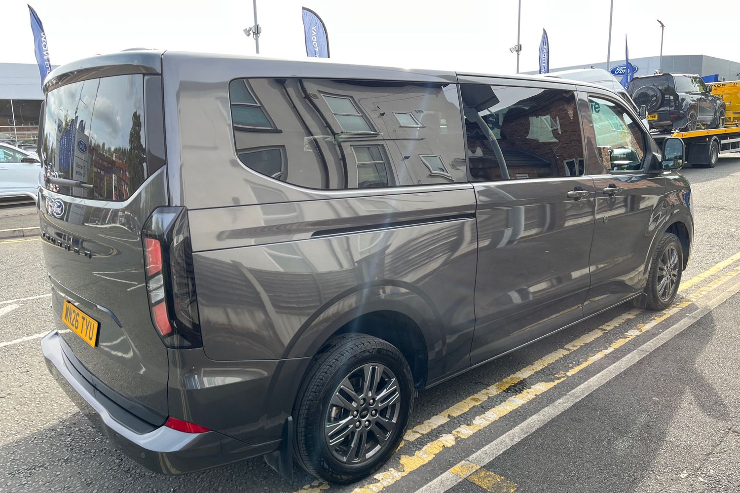 Ford TOURNEO CUSTOM Photo 6