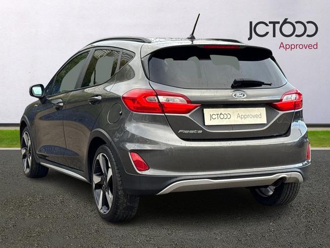 FORD Fiesta Photo 3