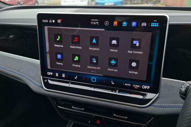VOLKSWAGEN Passat Photo 13