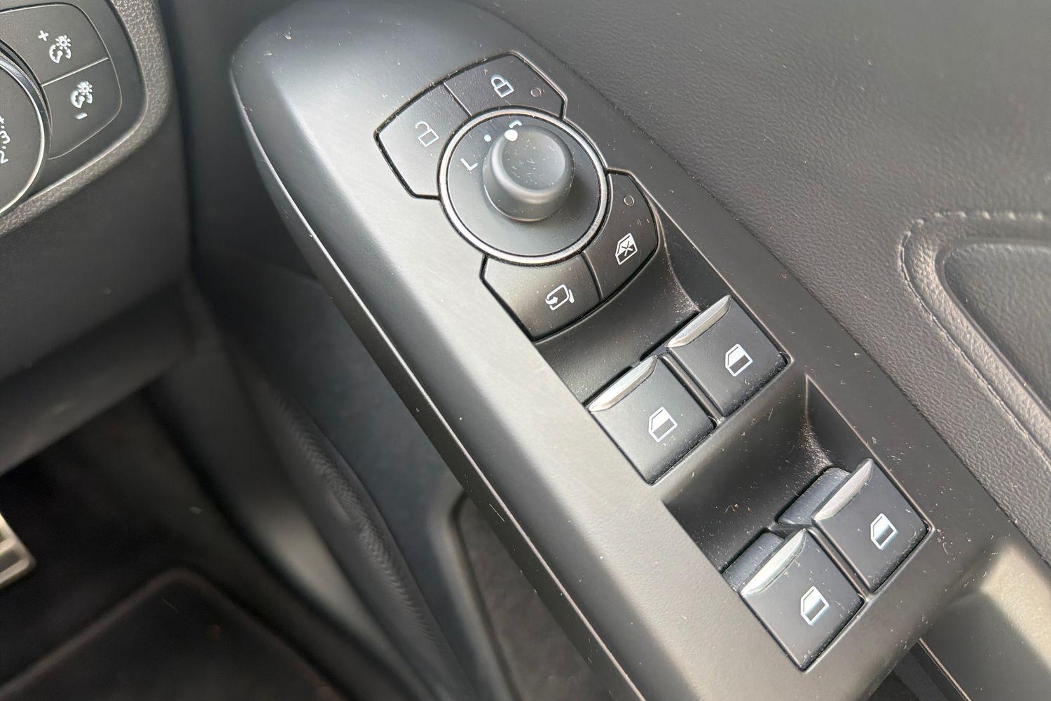Ford FOCUS Photo 15