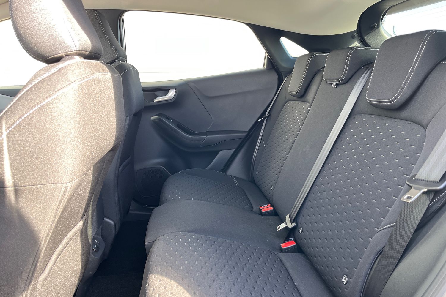 Ford PUMA Photo 19