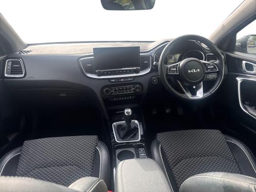 Kia XCEED Photo autoimg-8f62bd5eb08ad614d2429e0c3e1ca2d98ce8d0e1.jpg