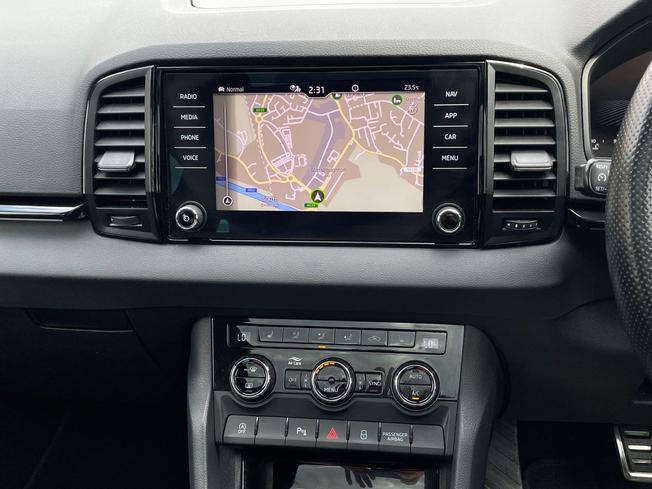 ŠKODA Karoq Photo 14