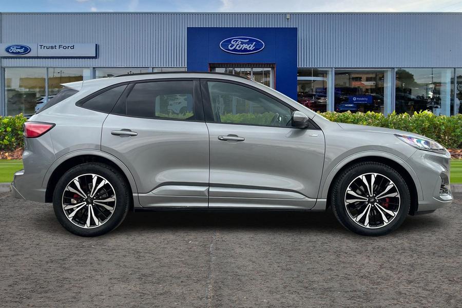 Ford KUGA Photo autoimg-8f6a722cc0232dec38ca1d1c0e84890dab35e75c.jpg