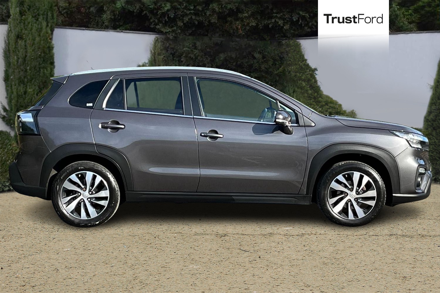 Suzuki S-Cross Photo 2