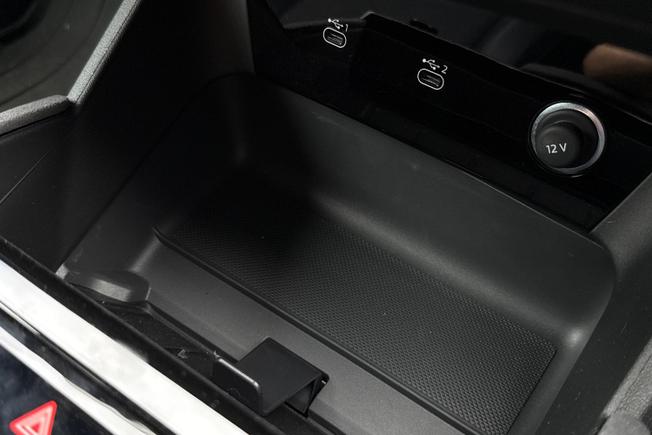 AUDI A6 E-Tron Avant Photo 43