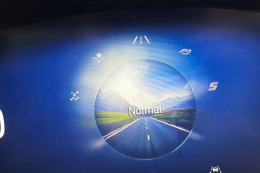Ford KUGA Photo autoimg-8f7688a132797bcc03f393d72bae6e293d9bf593.jpg