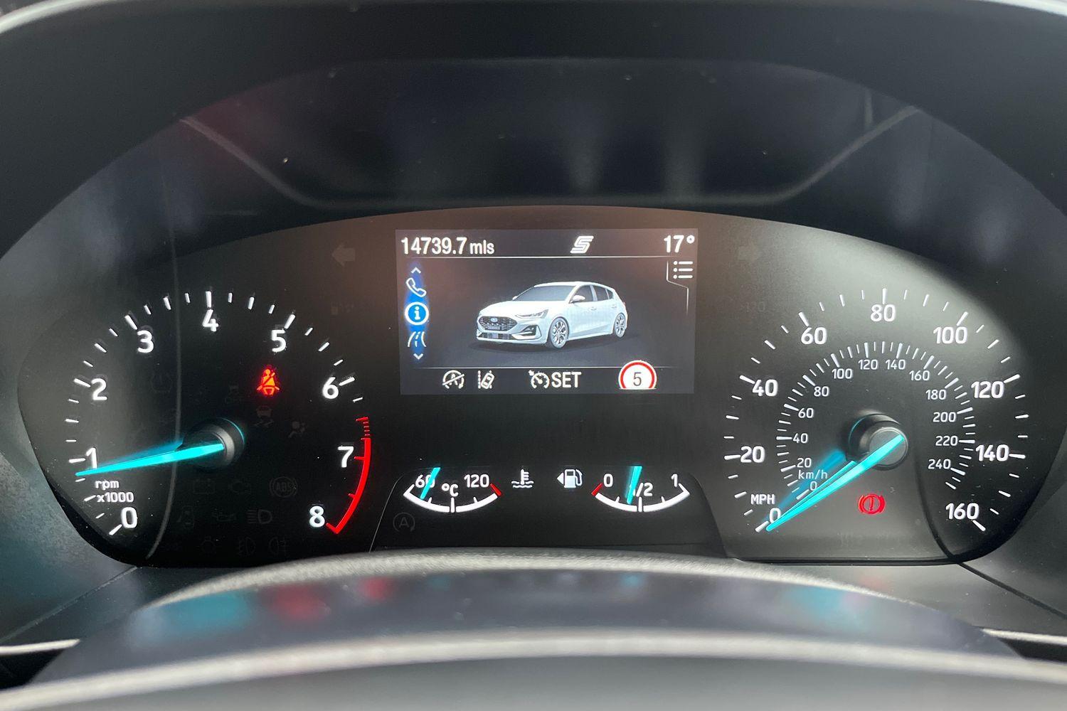 Ford FOCUS Photo 12