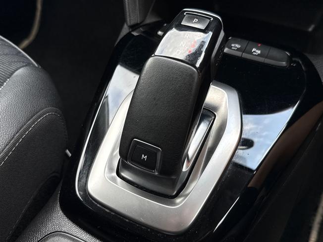 VAUXHALL Corsa Photo 56