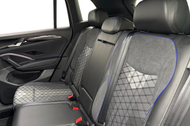 VOLKSWAGEN Tiguan Photo 9
