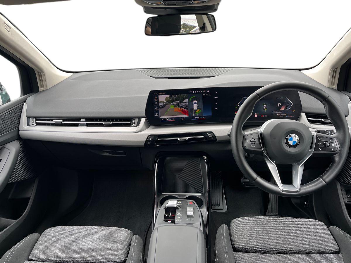 BMW 2 Series Active Tourer Photo 9