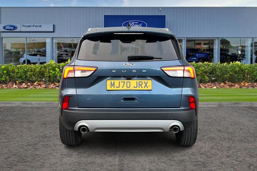 Ford KUGA Photo autoimg-8f879a4a970362f9e7ef35859cfd99b5debfcb46.jpg