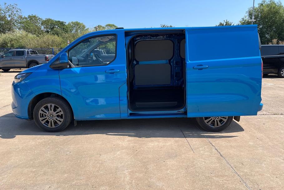 Used Ford E-TRANSIT CUSTOM MM75RCZ 5