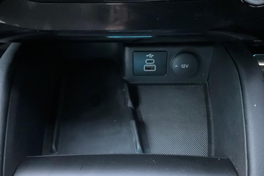 Ford KUGA Photo autoimg-8f8b420d1acd5828c31d7a8104f73b0de88c2d12.jpg