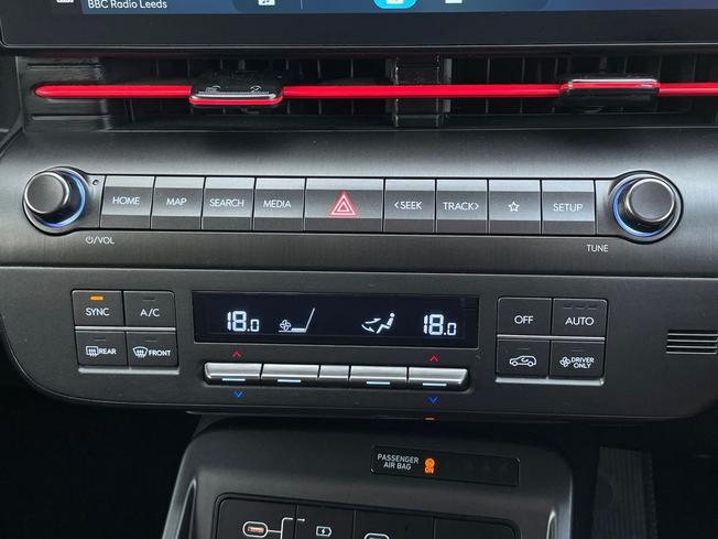 HYUNDAI Kona Photo 50
