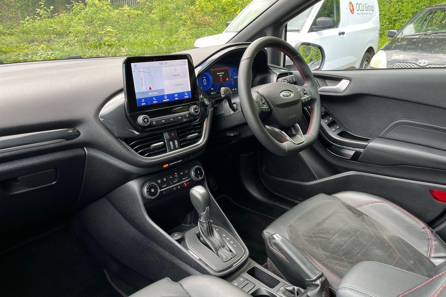 Ford Fiesta Photo 17