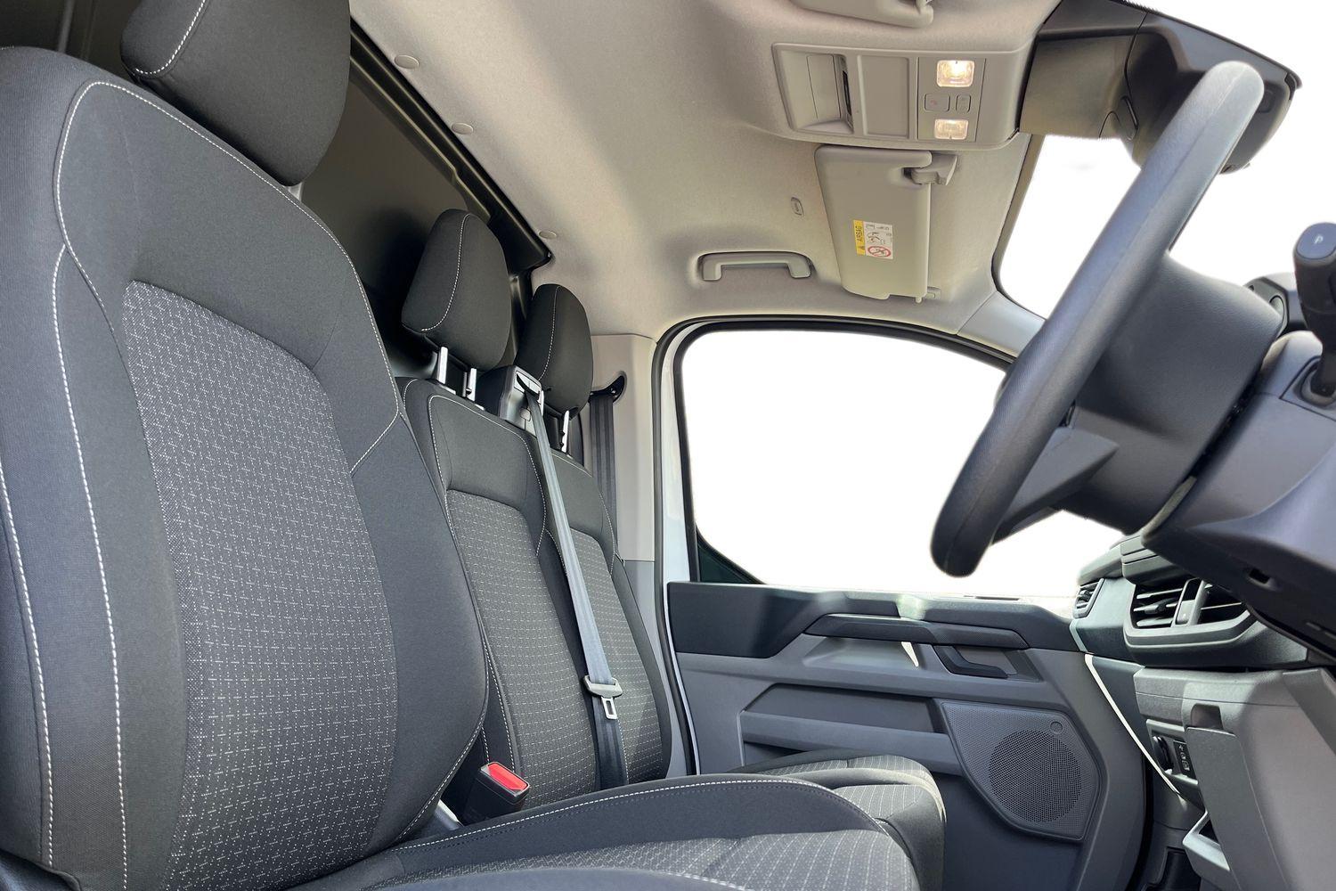 Ford E-TRANSIT CUSTOM Photo 10