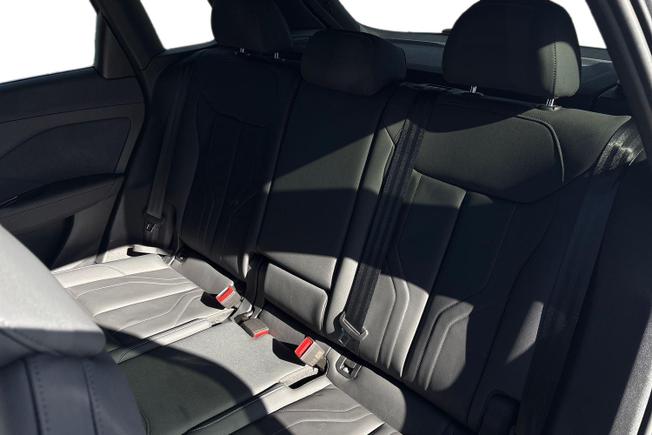 Audi Q3 Photo 9