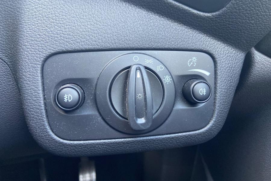 Ford Kuga Photo autoimg-8f8e3947189d78ba14ede32cbee35e350dcc01e1.jpg