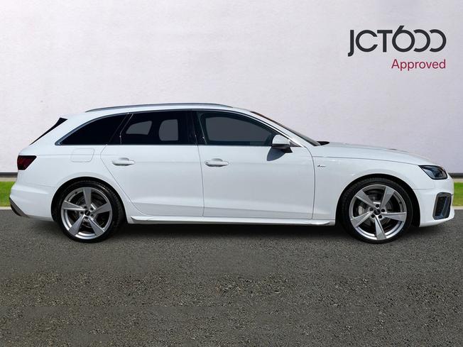 AUDI A4 Avant Photo 4