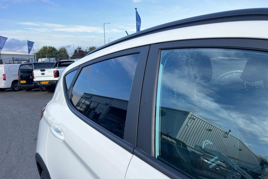 Ford FIESTA Photo autoimg-8f91d630ba66d102045bbeb29ace7cd76ec678b0.jpg