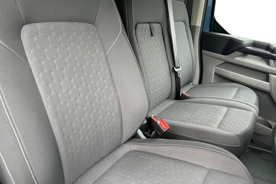 Ford E-TRANSIT CUSTOM Photo autoimg-8f98f11bccd7fb844d6bfd7b16054e1cd512496b.jpg