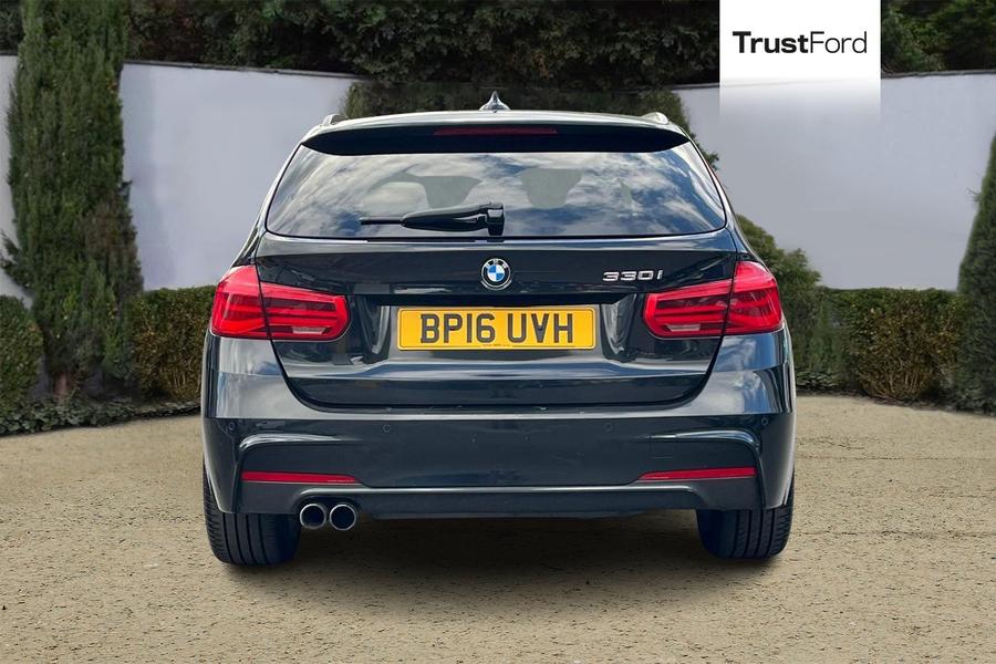 BMW 3 Series Photo autoimg-8f9a1bef7ac9a25bc0aa290b742d8bd310775718.jpg