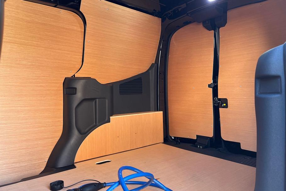 Used Ford E-TRANSIT COURIER 4