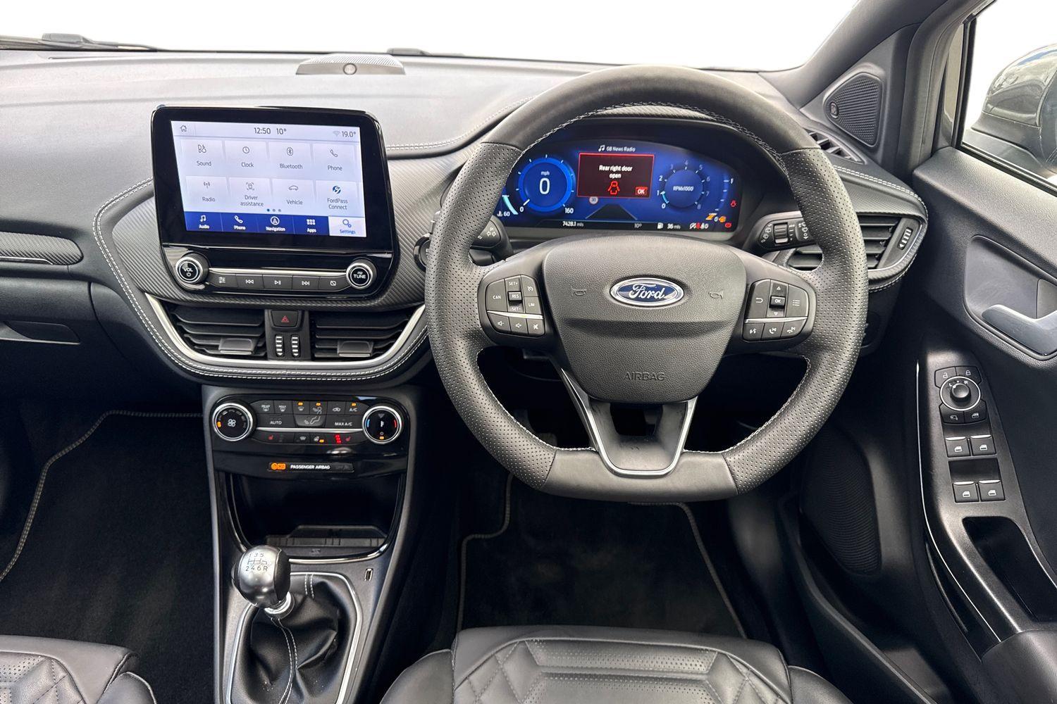 Ford PUMA Photo 10