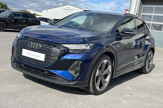 AUDI Q4 e-tron Photo 25