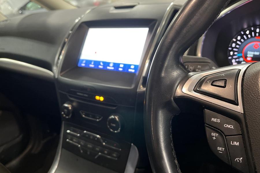 Ford GALAXY Photo autoimg-8fa58842ced8176489015f9f7d6df4649cc9fec9.jpg