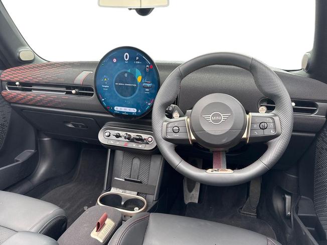 MINI Cooper Photo 11