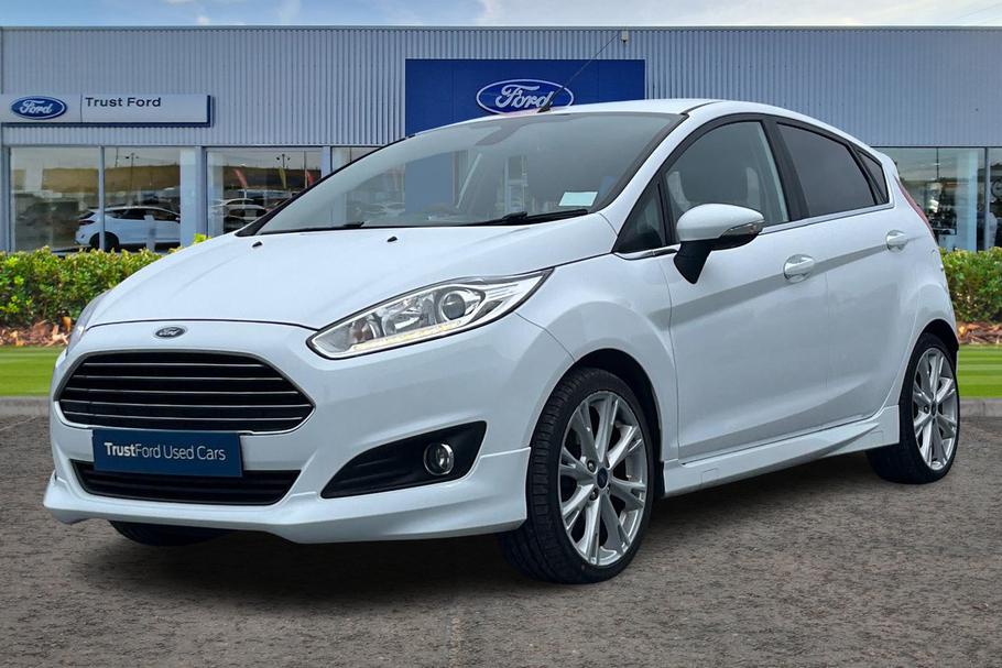 Used FORD FIESTA 5
