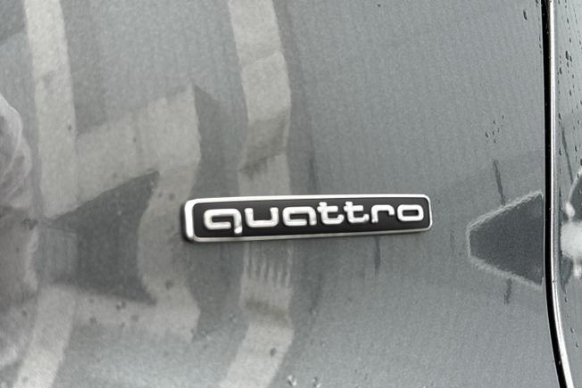 AUDI Q5 Photo 29