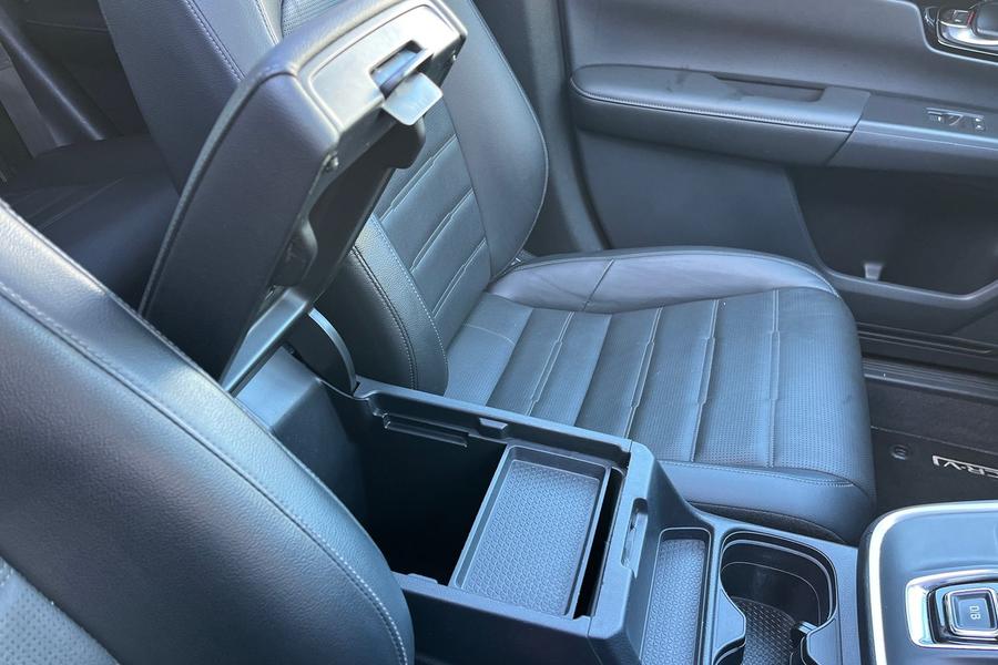 Honda CR-V Photo autoimg-8facec312580ab3049d46719226d09b546d60ab2.jpg