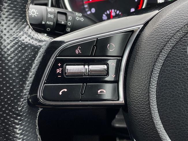 KIA Ceed Photo 16