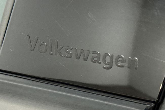 Volkswagen T-Roc Photo 32