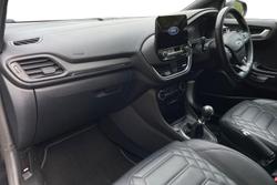 FORD Puma Photo 2